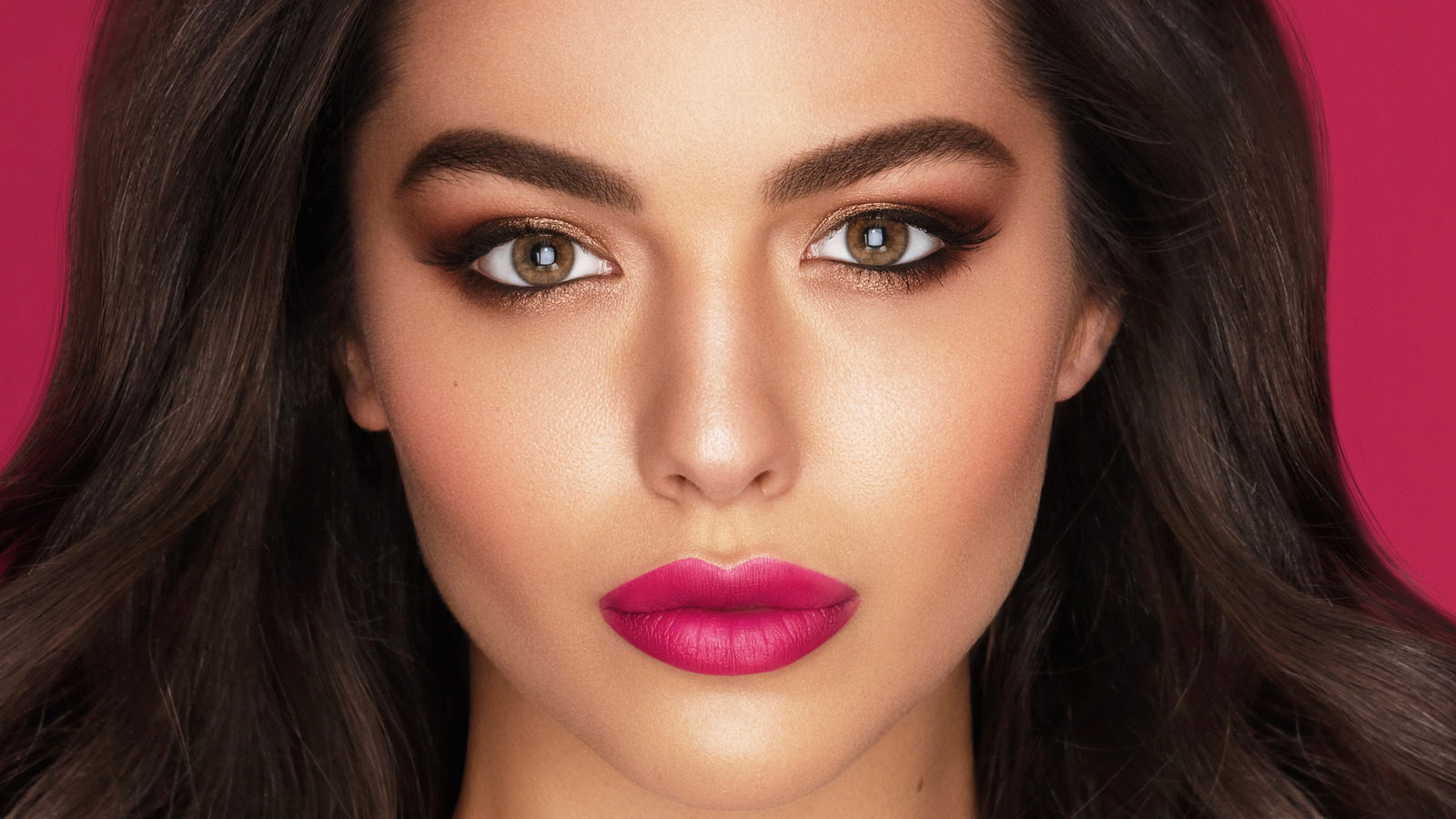 Detailed Brows and Smokey Eyes