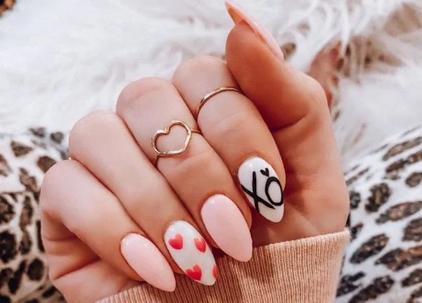 Special Valentine's Day nail art